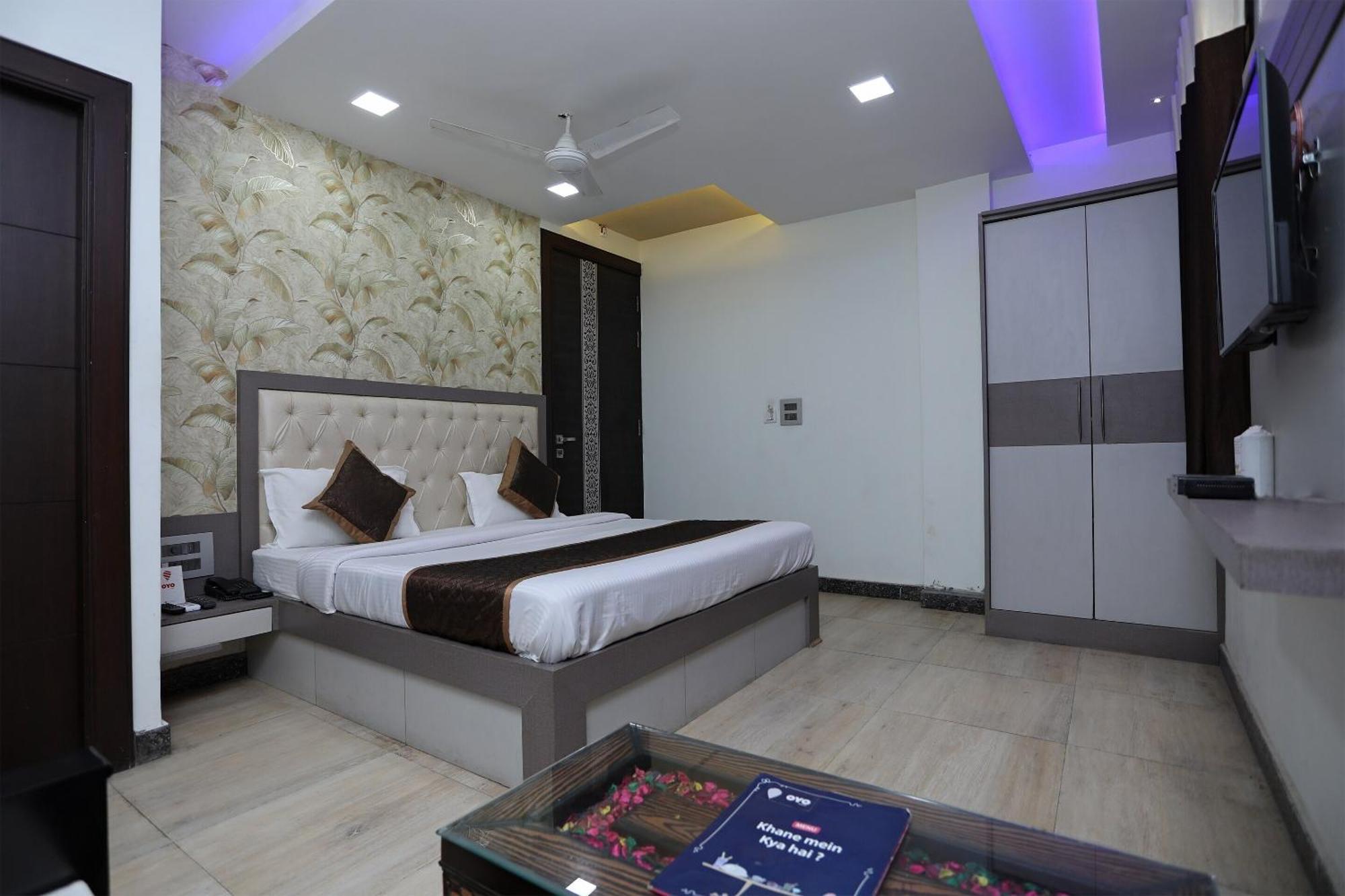 Oyo Hotel Vaishnavi Heritage Inn Agra  Εξωτερικό φωτογραφία
