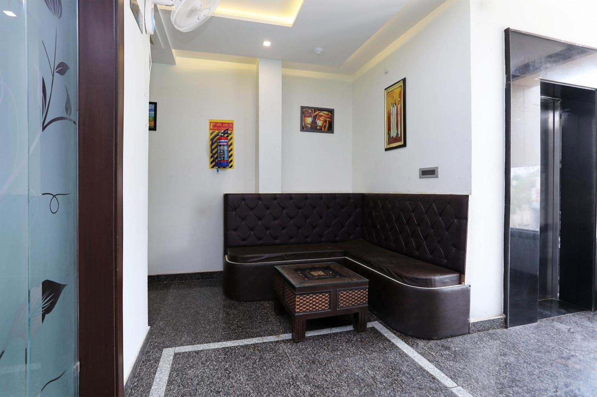 Oyo Hotel Vaishnavi Heritage Inn Agra  Εξωτερικό φωτογραφία