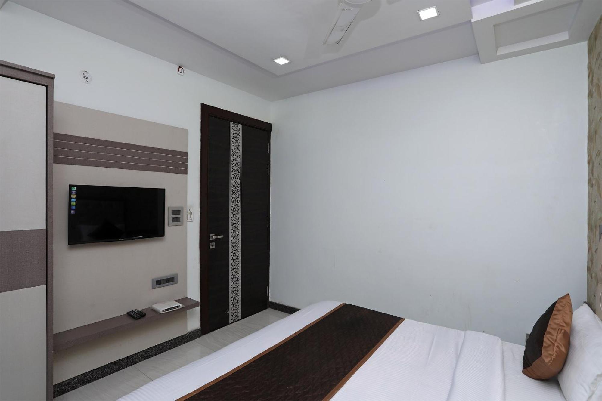 Oyo Hotel Vaishnavi Heritage Inn Agra  Εξωτερικό φωτογραφία