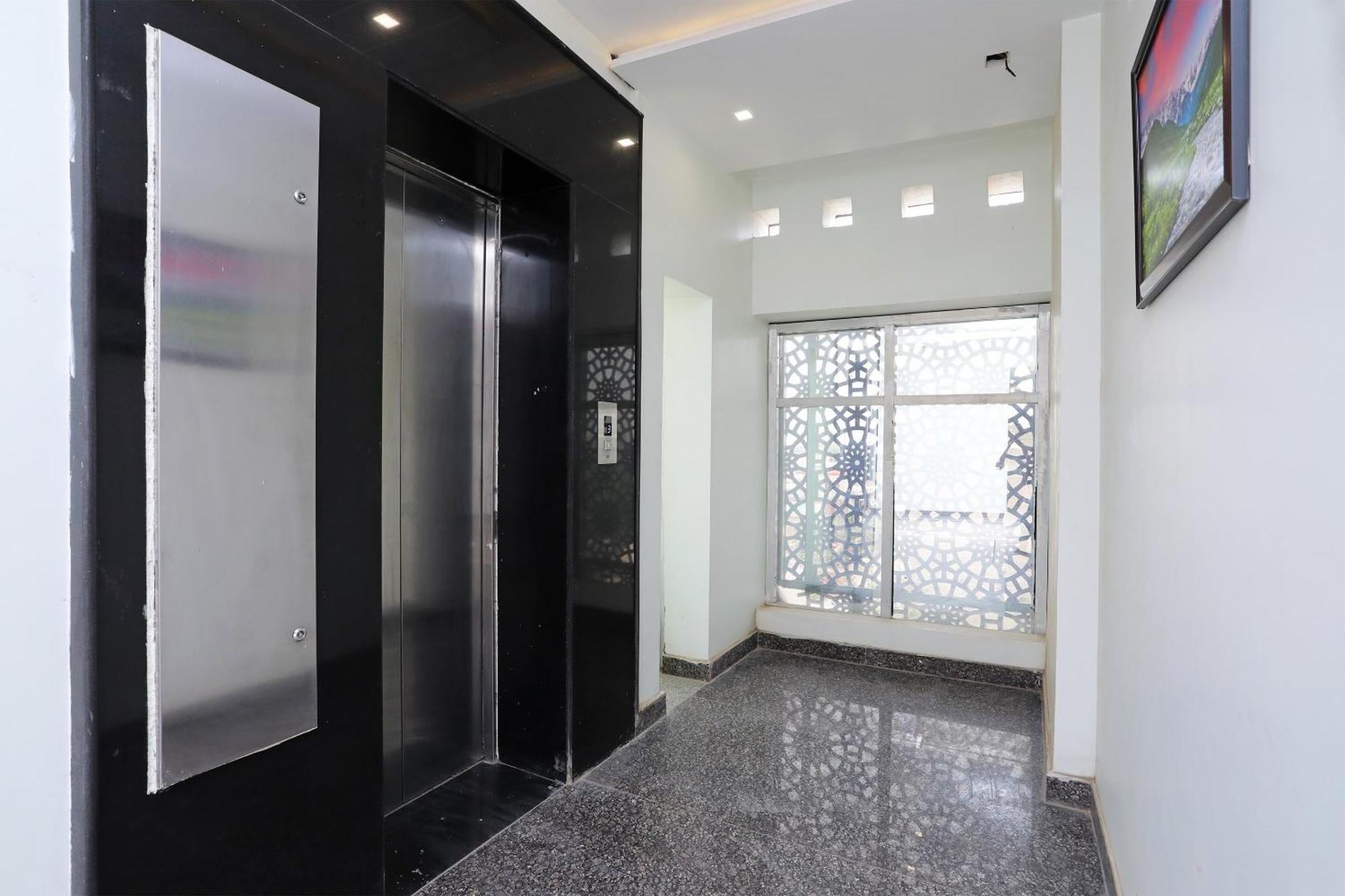 Oyo Hotel Vaishnavi Heritage Inn Agra  Εξωτερικό φωτογραφία